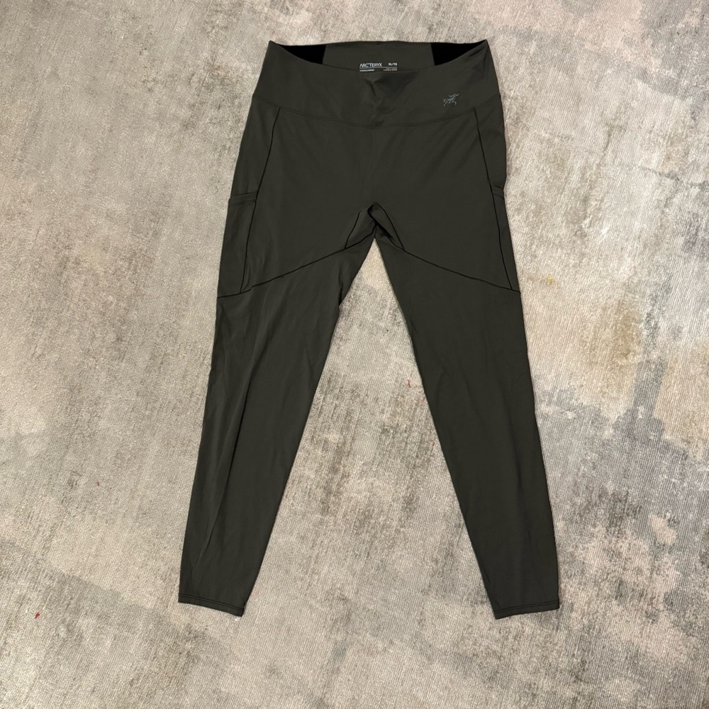 ARC’TERYX XL women’s leggings